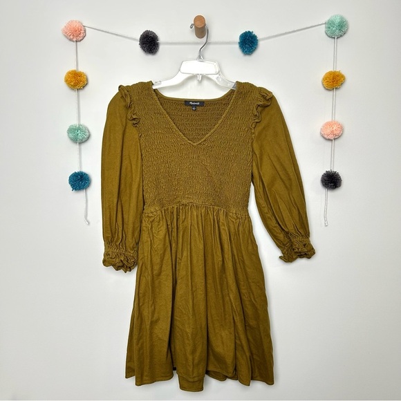 Madewell Flannel Lucie V-Neck Smocked Mini Dress in Weathered Olive - Picture 3 of 8